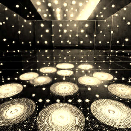 The Narrative Reconstruction: Why the Stock Market's Logic Crisis Is Crypto's Wake-Up Call The Narrative Reconstruction: Why the Stock Market's Logic Crisis Is Crypto's Wake-Up Call